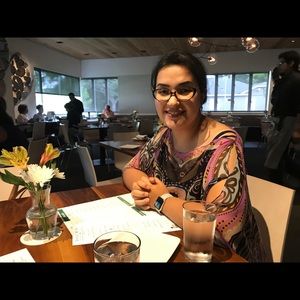 Meet your Posher, Sara